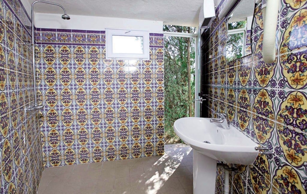 Sanitaire privée Emplacement Caravane et Camping car