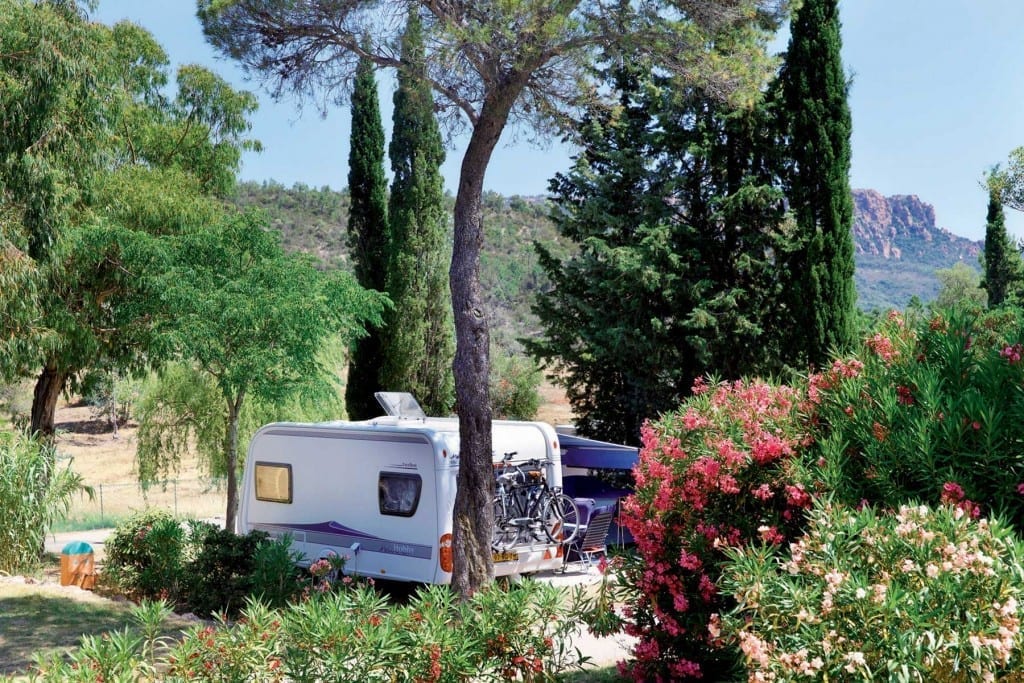 Emplacement Standard Esterel Caravaning