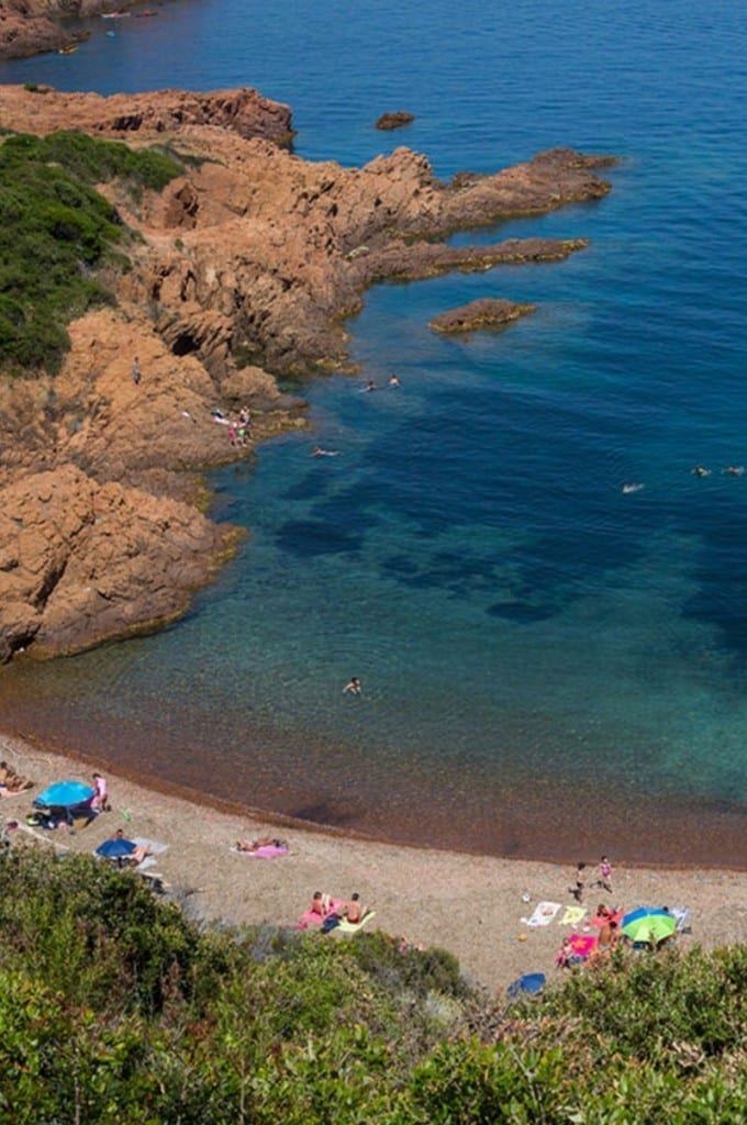 calanque petit caneiret