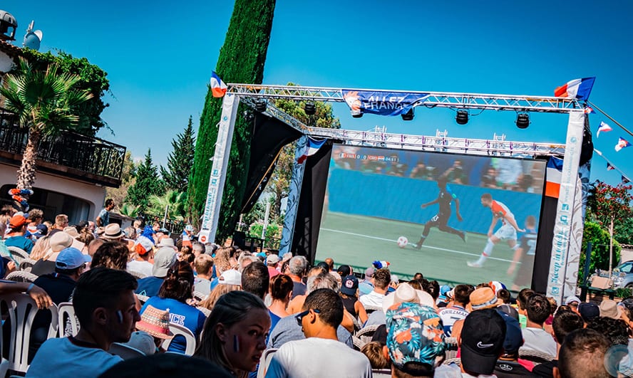 Match direct écran géant camping esterel caravaning Match direct écran géant camping esterel caravaning